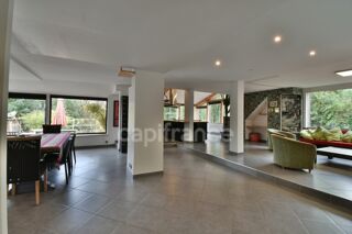  Maison  vendre 5 pices 190 m