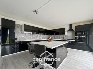  Maison à vendre 8 pièces 255 m²