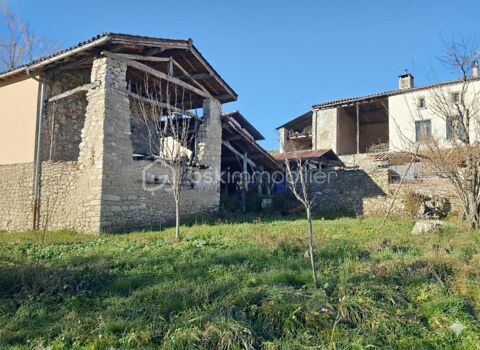   CORPS DE FERME et ses DEPENDANCES : Vue Panoramique et Potentiel Infini sur 1 700 m� Maison - 4 pi�ce(s) - 86 m�