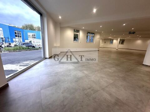 Local professionnel 110 m&sup2; RDC 2100 94000 Creteil