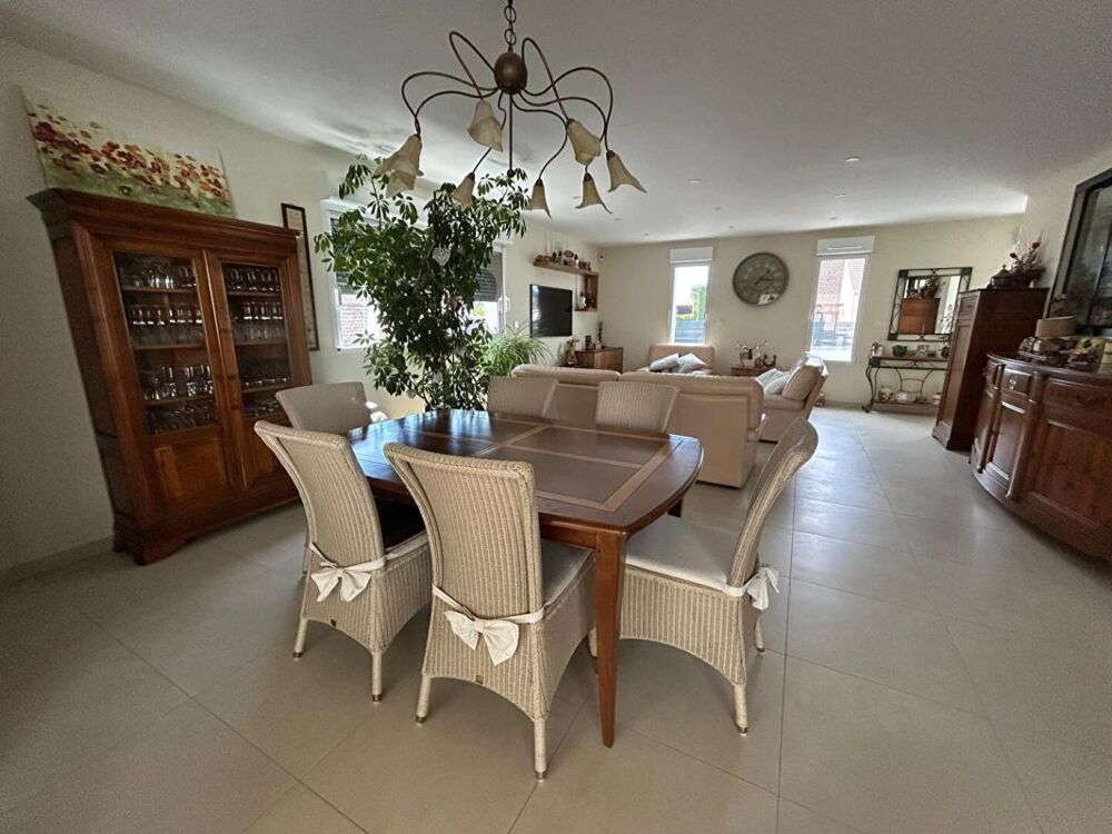 Maison 5 pièces 143 m² · à Sinceny · 143 m² · 348 000 €