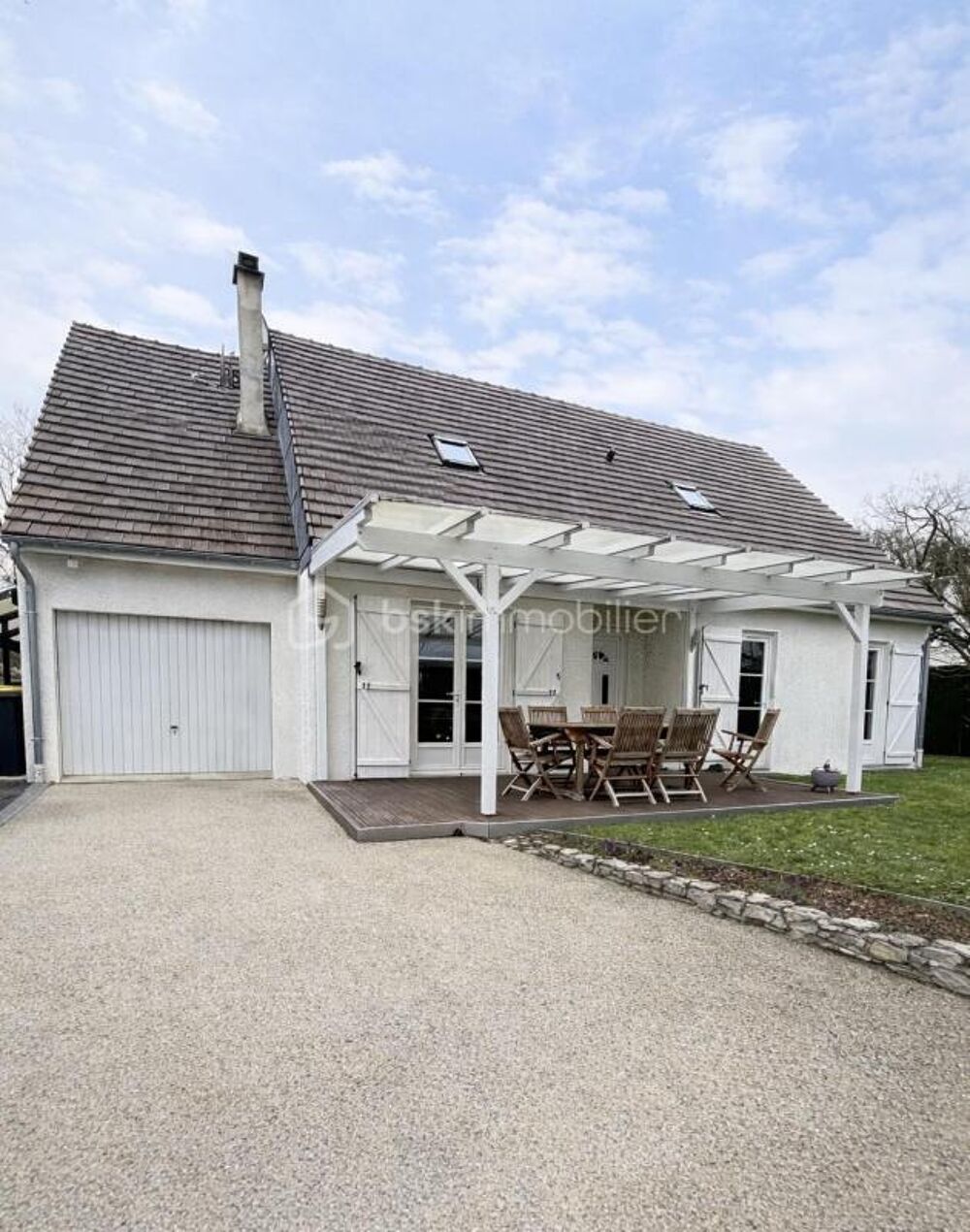 Vente Maison Maison individuelle de 120 m² – 3 chambres – Terrain clos de 498 m² – Environnement calme Fontaine chaalis