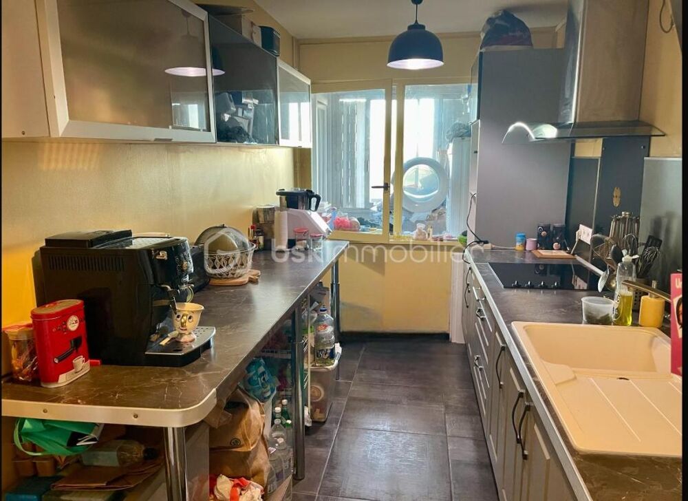 ? Appartement Traversant à Proximité de la Gare de Chartres  78 m² de Confort et de Lumière ?