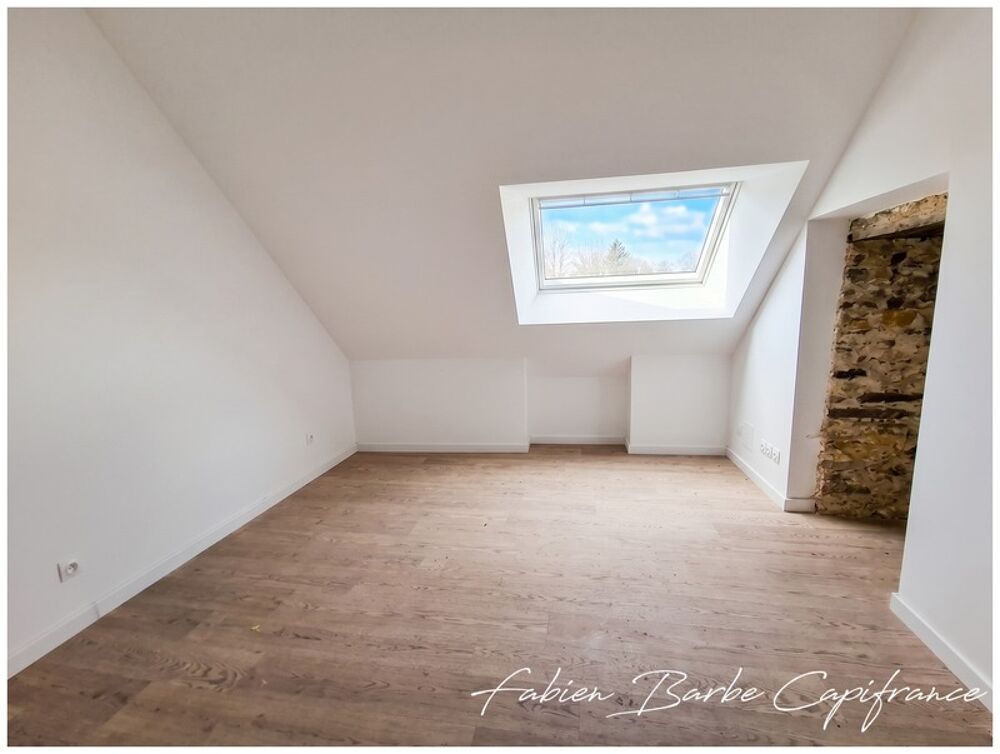 Grande longère 170 m² avec une partie rénovée (56800)