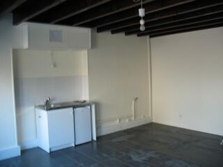  Appartement à louer 4 pièces 84 m² Notre dame de cenilly