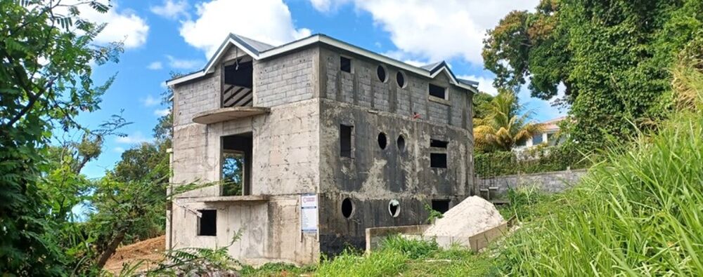 � vendre  Maison Saint-Claude (97120)