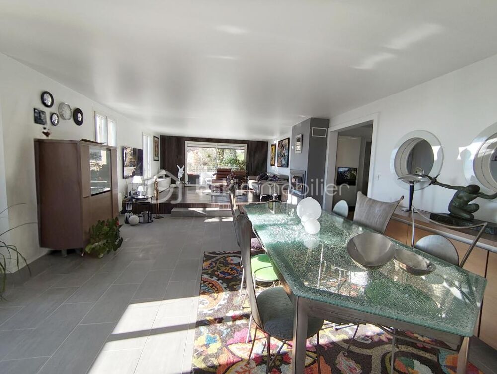 � vendre  Villa Carros (06510)