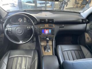 Classe C 55 AMG (203.076) 2006 occasion 17139 Dompierre-sur-Mer