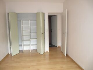  Appartement à louer 3 pièces 71 m²