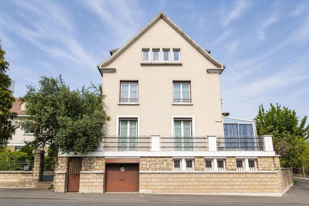 Vente Maison Maison de 8 pièces d'environ 200 m² à Bagnolet Bagnolet