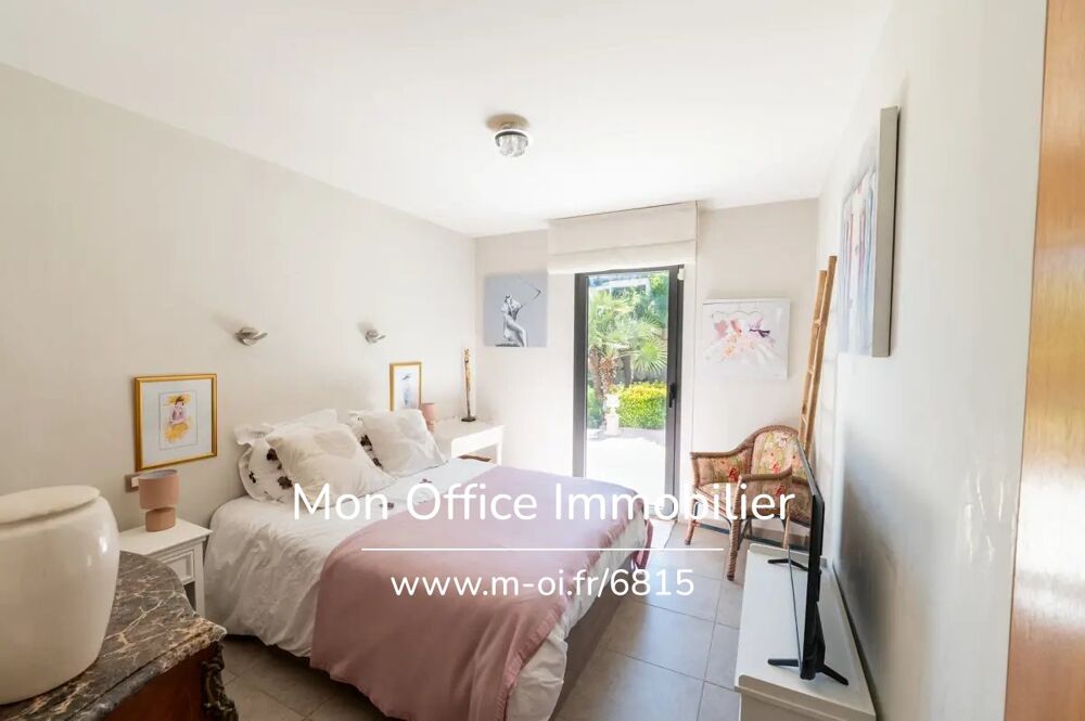 Vente Appartement Référence : 6815-SIC - Grand appartement avec magnifique jardin Saint raphael