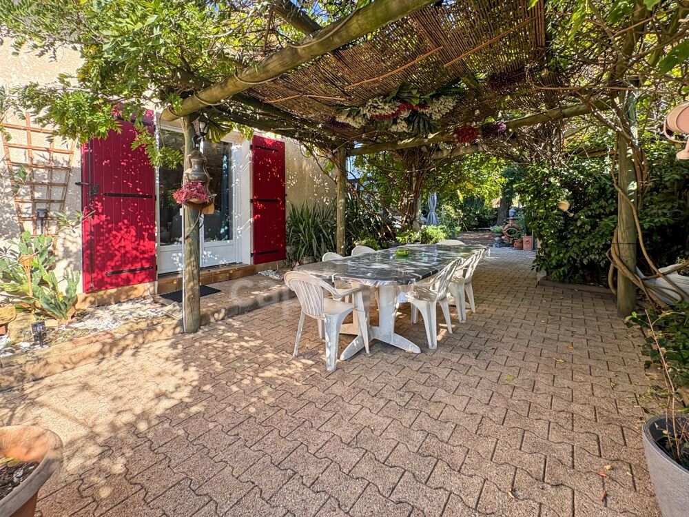 Vente Maison MAISON DE 211 M² – 5 CHAMBRES – SPA – GRANDS GARAGES ET DÉPENDANCES – TERRAIN DE 2 305 M² Mably