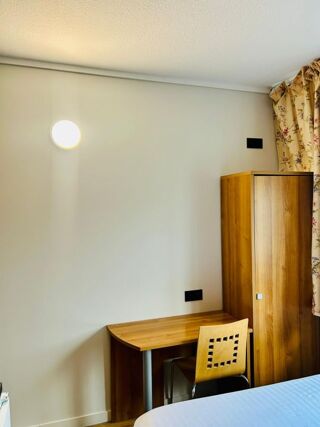  Appartement � louer 1 pi�ce 18 m� Clamart