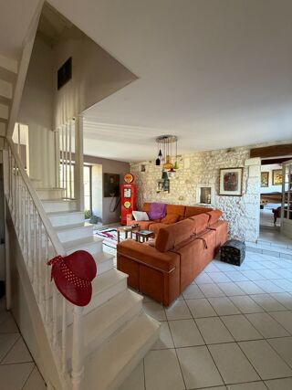  Maison à vendre 12 pièces 198 m²