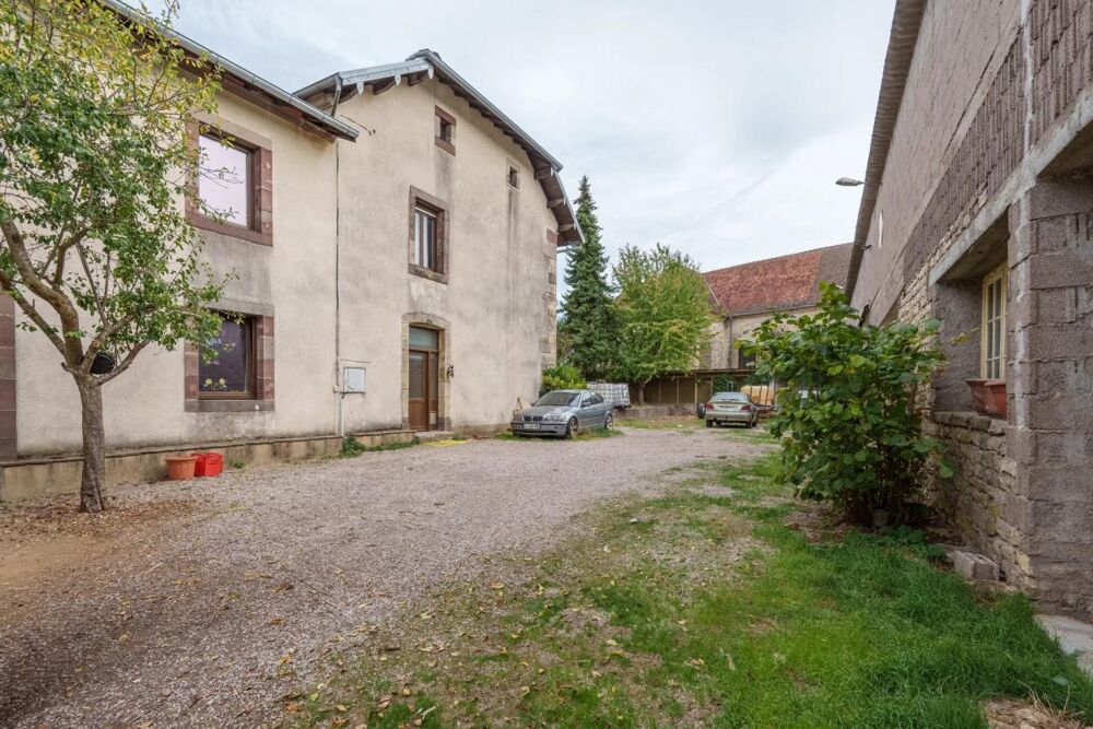 Maison de 8 pièces de 286 m² à Villers-lès-Luxeuil