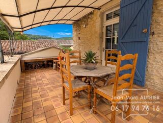  Maison à vendre 15 + pièces 422 m²