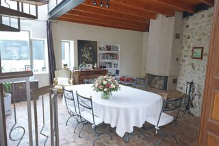  Maison à vendre 11 pièces 261 m²