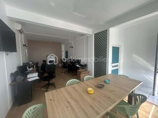  Immeuble � vendre 15 + pi�ces 395 m�