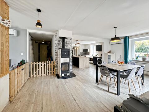   Maison Saint-Amarin 6 pièces, 165 m2, terrain 5,32 ares Maison - 6 pièce(s) - 165 m²
