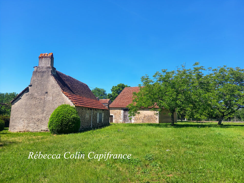 Ensemble en pierre à rénover avec grange