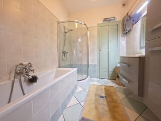  Maison � vendre 9 pi�ces 280 m�