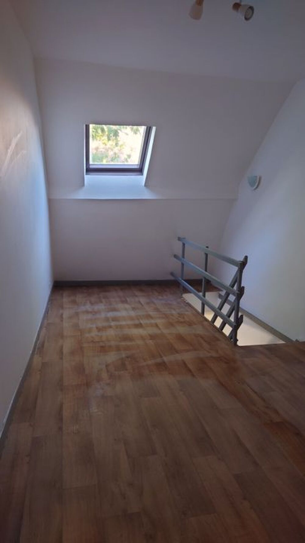 Location Appartement Appartement de 45m2 à louer sur Moret-Loing-et-Orvanne Moret loing et orvanne