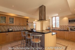  Propri�t�/ch�teau � vendre 8 pi�ces 270 m�