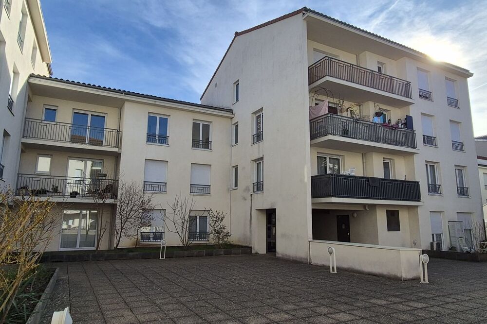 Vente Appartement RESIDENCE ST DOMINIQUE - APPARTEMENT 3 PIECES - CLERMONT CENTRE - JAUDE Clermont ferrand