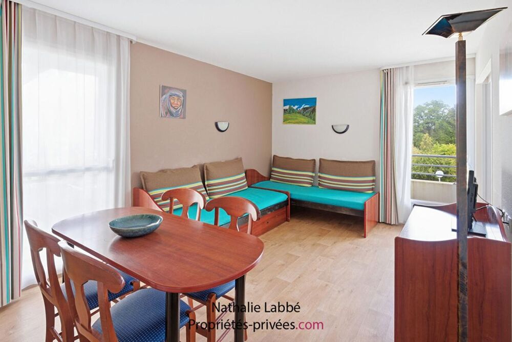 PORNIC. Golf. Appartement 2 pièce(s) dans résidence avec piscine