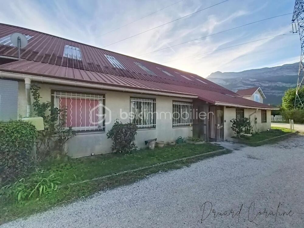Vente Maison MAISON T3 DE PLAIN-PIED – PLUS DE 60 M² – BEAU POTENTIEL – TRAVAUX À PRÉVOIR Varces allieres et risset