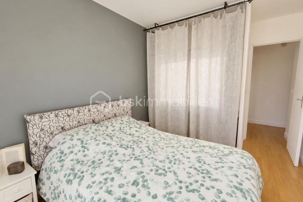 Vente Appartement Appartement 2/3 pièces de 52m² avec balcon, parking et cave Versailles