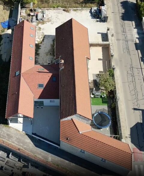   PROPRIÉTÉ D'EXCEPTION – DEUX MAISONS – LUX (21) Propriété/château - 15 + pièce(s) - 434 m²