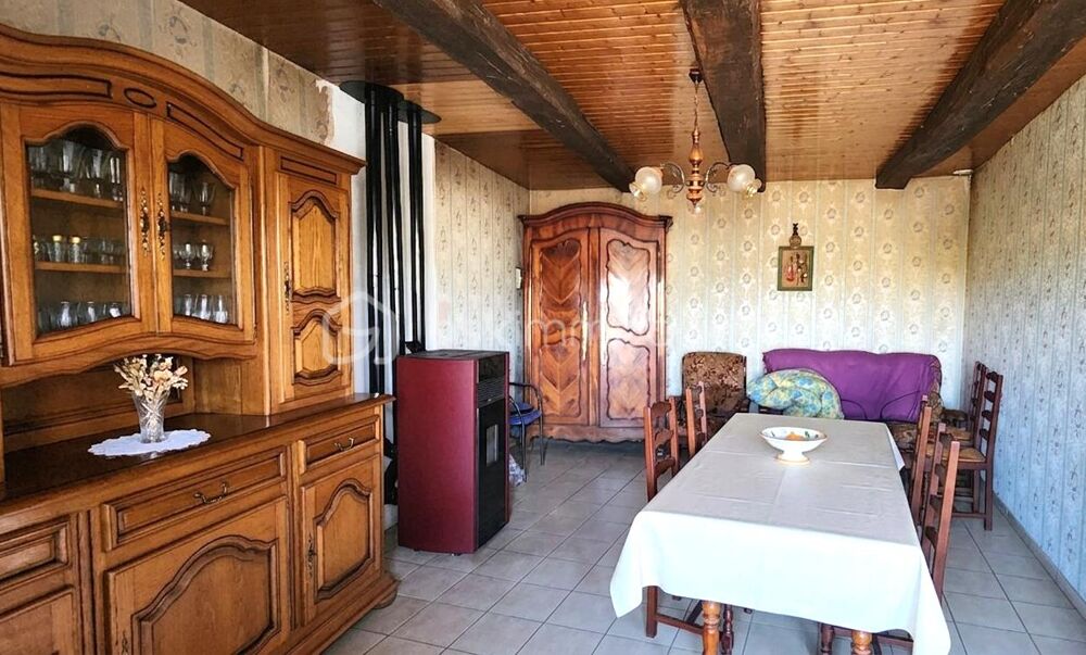 Vente Maison Potentiel Exceptionnel au Calme – Maison en Campagne avec Dépendances à Chanteloup (35150) Chanteloup
