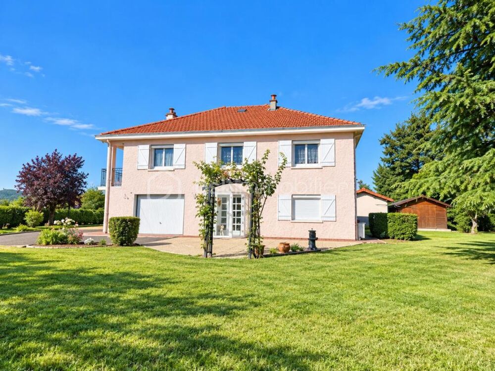 Vente Maison Maison de 165 m² – Terrain d'environ 3 400 m² en zone urbaine – Fort potentiel – Piscine – Garage Gerzat