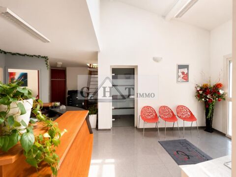   BUREAUX & LOGEMENTS  220 M²- À VENDRE SAINT MAUR DES FOSSES 