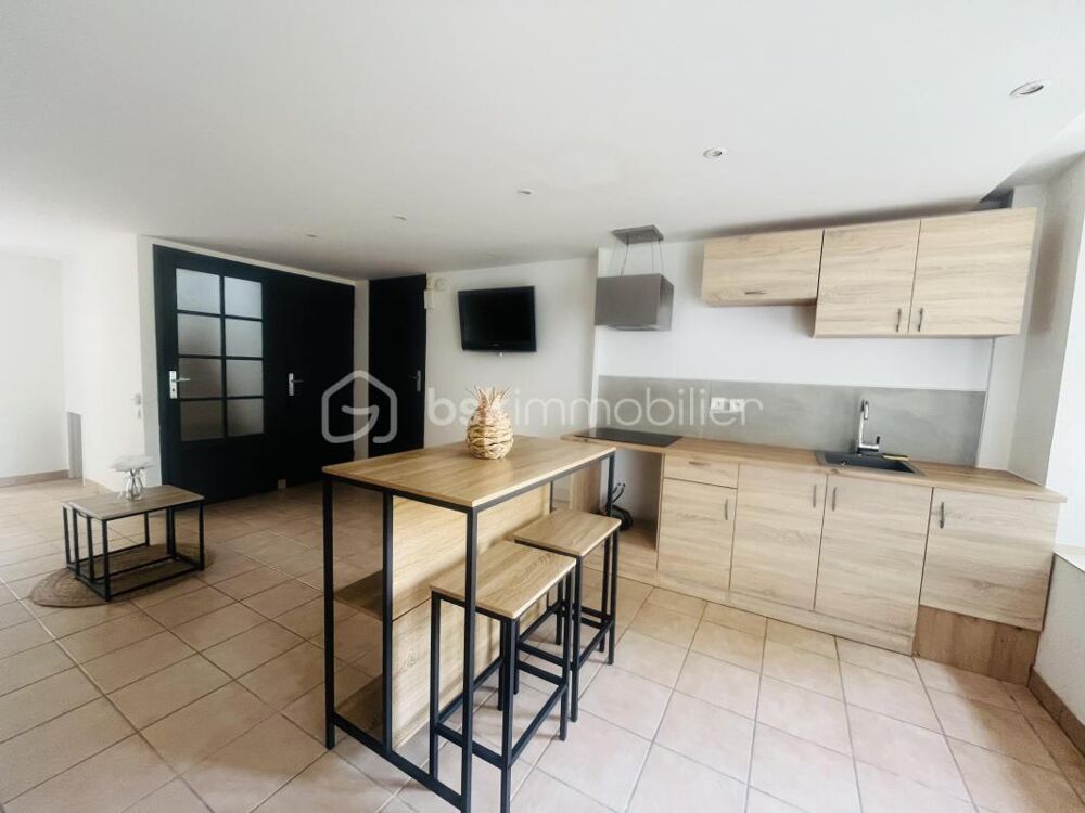 Maison lumineuse avec jardin, terrasse et 2 places de stationnement
