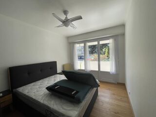  Appartement à louer 3 pièces 74 m²