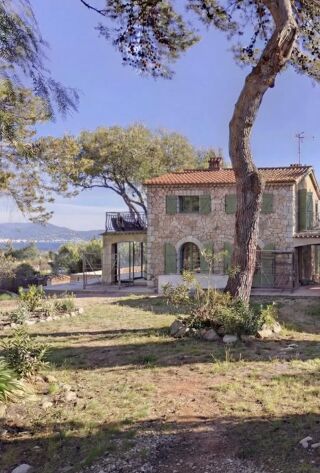  Villa � vendre 7 pi�ces 227 m�