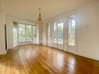  Villa à vendre 8 pièces 220 m²