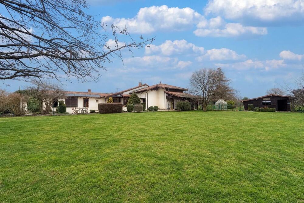Maison de caractère 157 m² - Bâgé-Dommartin
