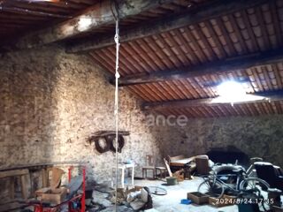  Remise / Grange  vendre 1 pice 127 m