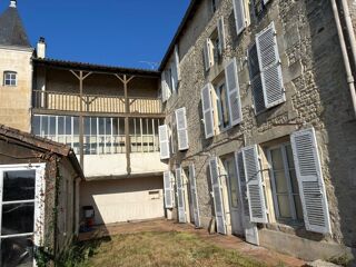  Maison � vendre 14 pi�ces 377 m�