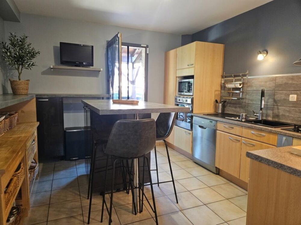 Vente Maison Maison à vendre 5 pièces CHASSIEU (69) Chassieu
