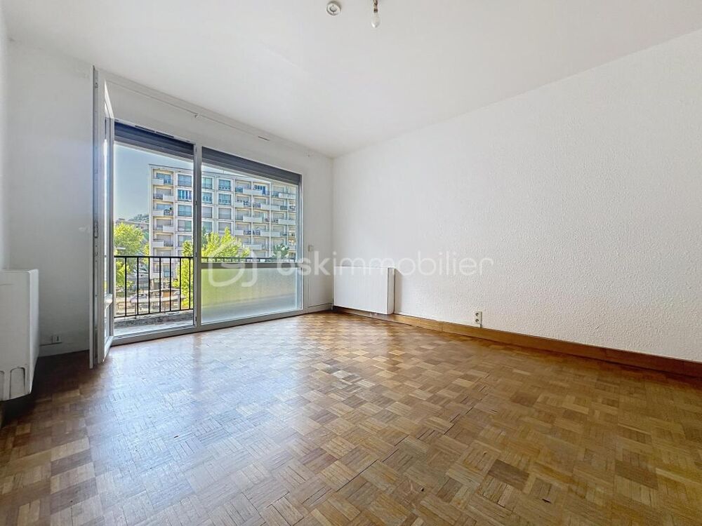 *** SOUS OFFRE GRENOBLE STUDIO 28 M2 LUMINEUX AVEC BALCON FLANDRIN-VALMY***