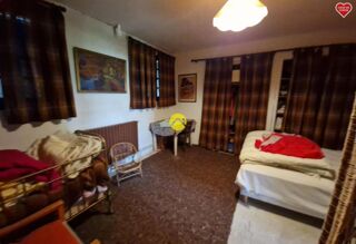  Proprit/chteau  vendre 10 pices 180 m