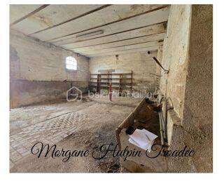 Remise / Grange  vendre 1 pice 250 m