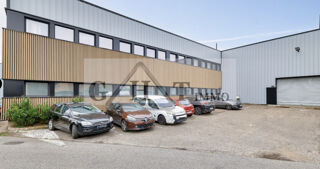   Entrepôt avec bureaux à louer Villeneuve la garenne