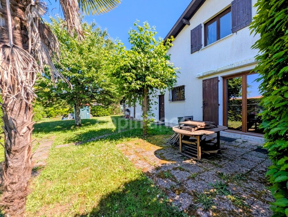 Maison à vendre 7 pièces LEOGNAN (33) - Garage - Piscine - 5 chambres - 2 SdB