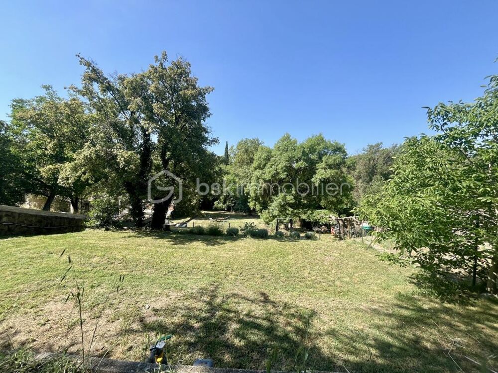 Villa évolutive avec annexes et extension de 59 m2 autorisée  Saint-Paul-en-Forêt - Terrain de 2000 m2