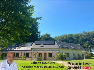  Maison à vendre 15 + pièces 528 m²